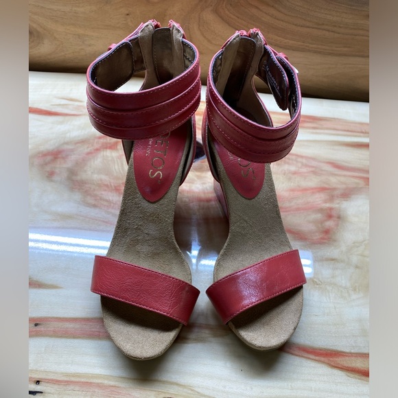 Toetos Wedge Ankle Strap Sandals - Picture 4 of 12
